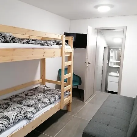 A Hracholusky Kosatka Feriepark Pnovany