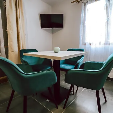 Prázdninový areál A Hracholusky Kosatka *